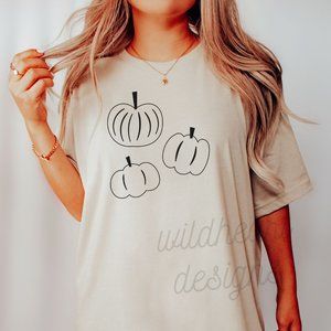 Fall Pumpkins Graphic T-shirt, Unisex Fall Pumpkin Graphic Tee